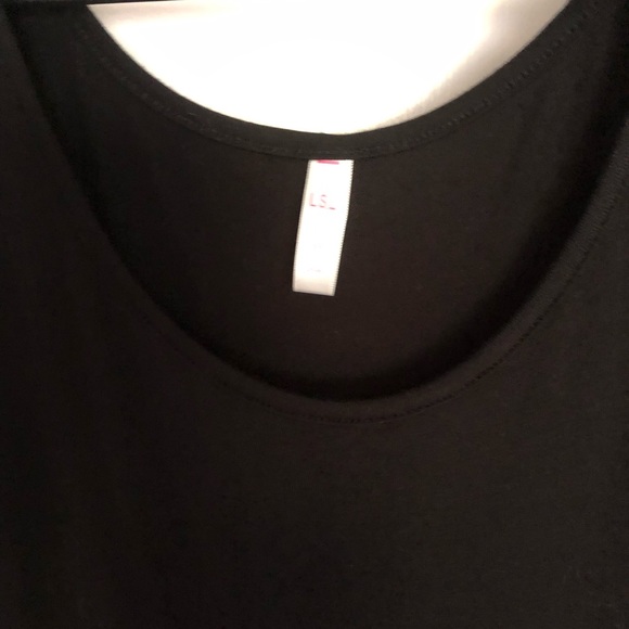 Long Top - Picture 2 of 7